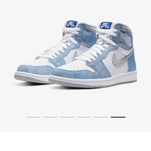 Meet your Posher, Derrick